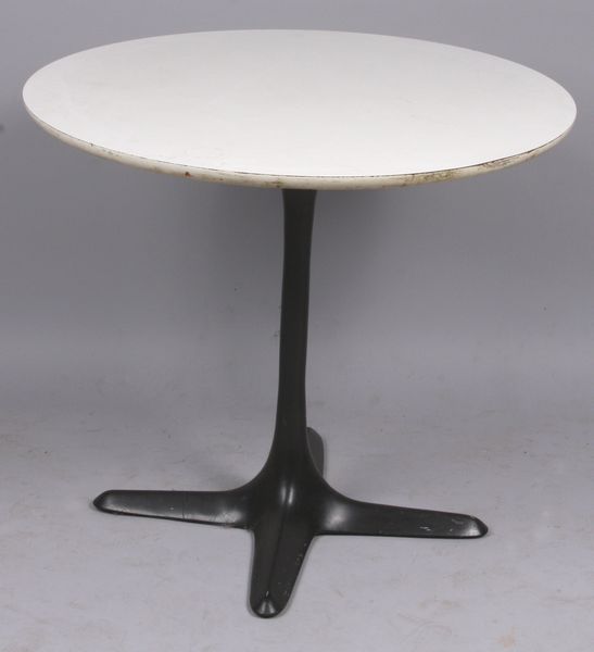 Appraisal: Mid-century Knoll formica top table h x w Marks at