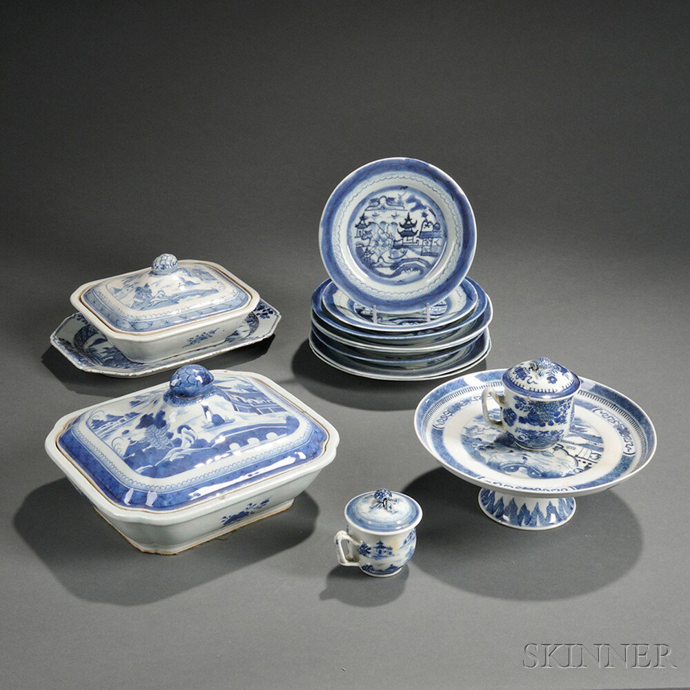 Appraisal: Thirteen Canton Porcelain Table Items China late th century large