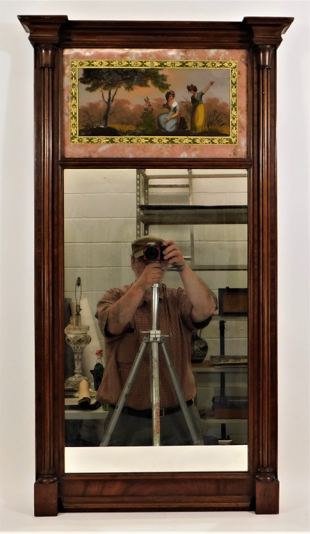 Appraisal: C AMERICAN FEDERAL MAHOGANY EGLOMISED MIRROR United States th CenturyReeded