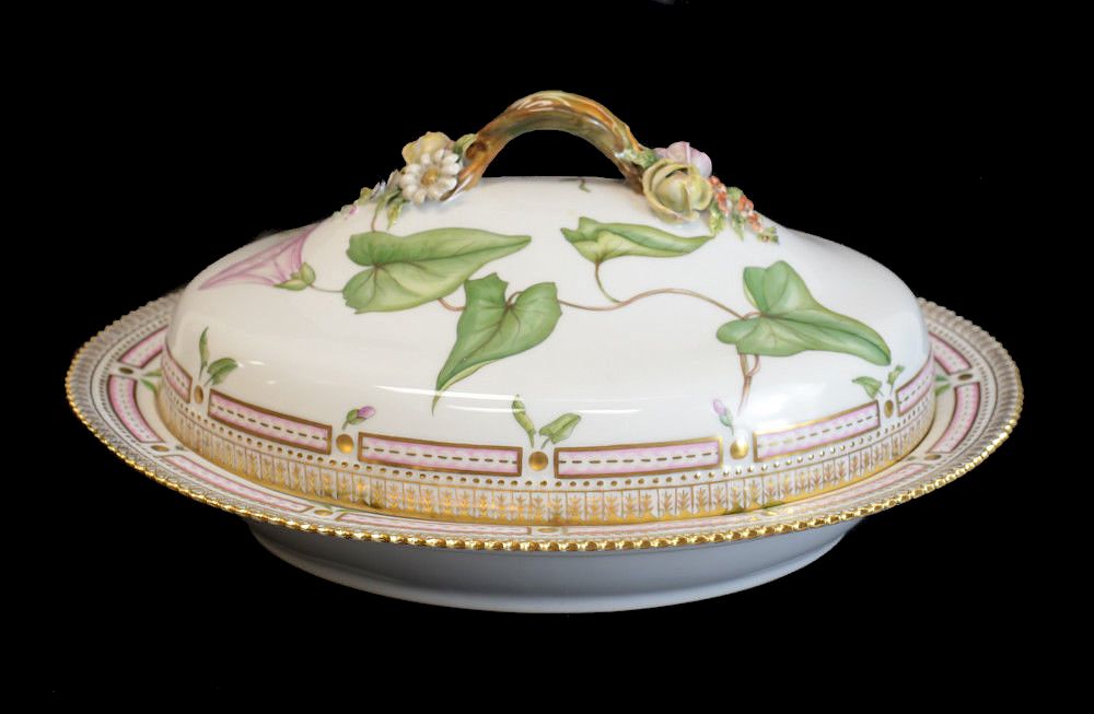 Appraisal: Royal Copehagen Flora Danica Tureen Impressive large porcelain lidded tureen