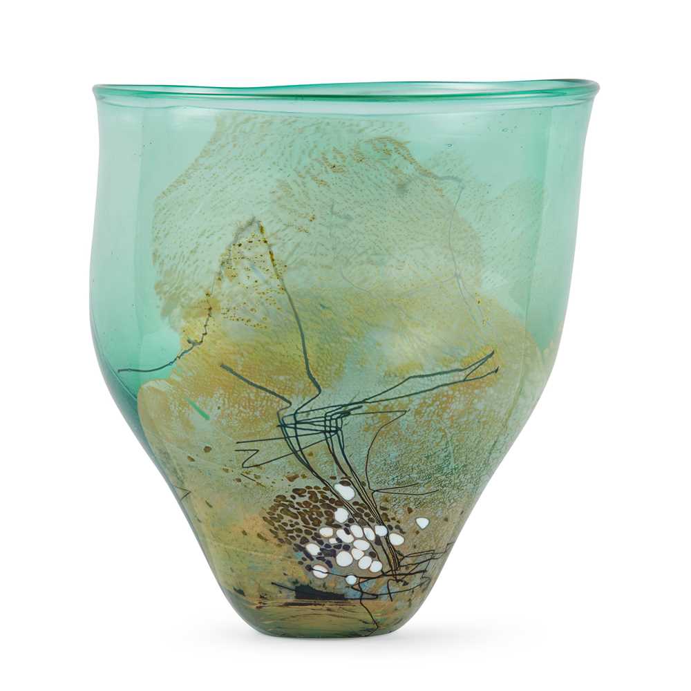 Appraisal: SAM HERMAN BRITISH AMERICAN - VASE glass with iridescence signed