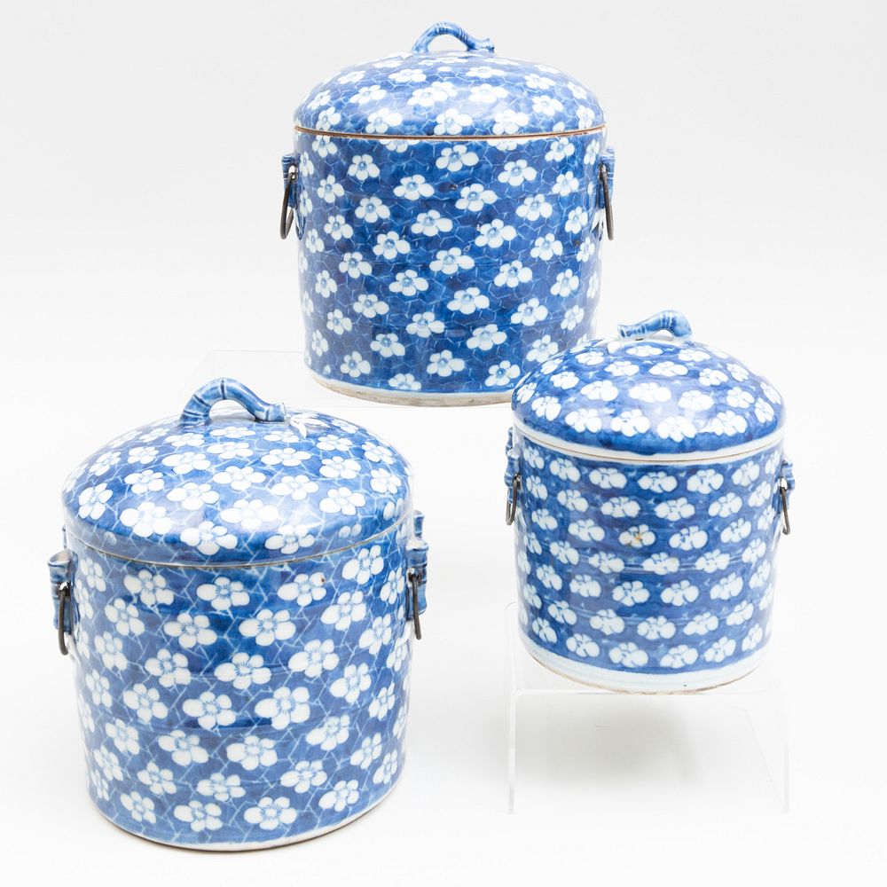 Appraisal: Three Chinese Blue and White Porcelain Jars The largest in