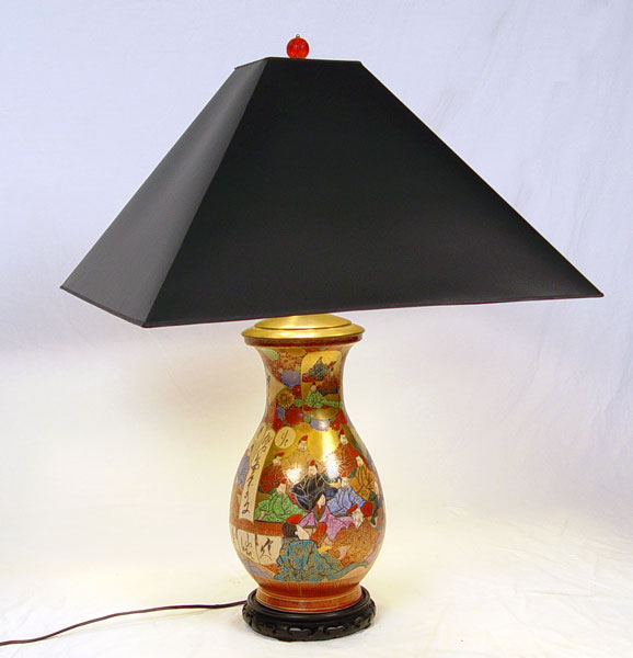 Appraisal: JAPANESE IMARI PORCELAIN VASE MOUNTED AS A LAMP Hand painted