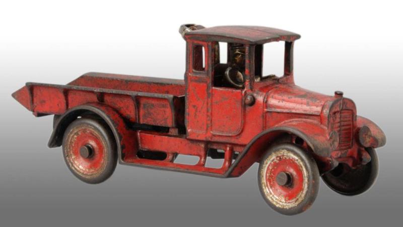 Appraisal: Cast Iron Arcade International Harvester Truck Toy Description Includes original