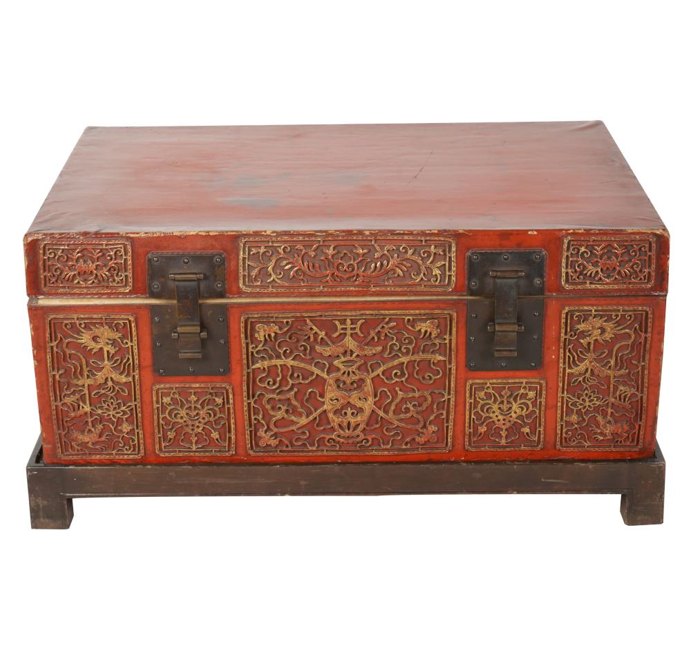 Appraisal: CHINESE PIGSKIN-CLAD TRUNKhinged lid concelaing an undivided plywood interior on