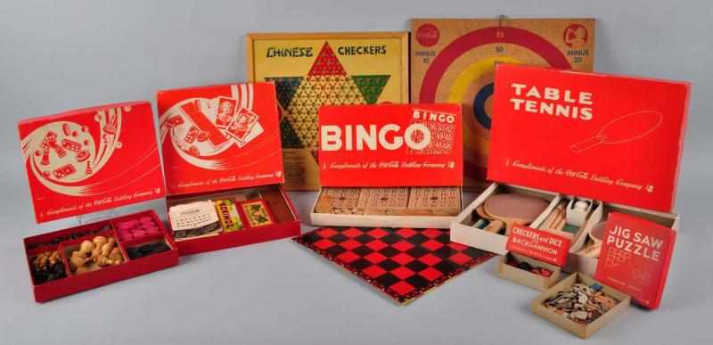 Appraisal: s- s Cardboard Coca-Cola Game Box Description Includes chess and