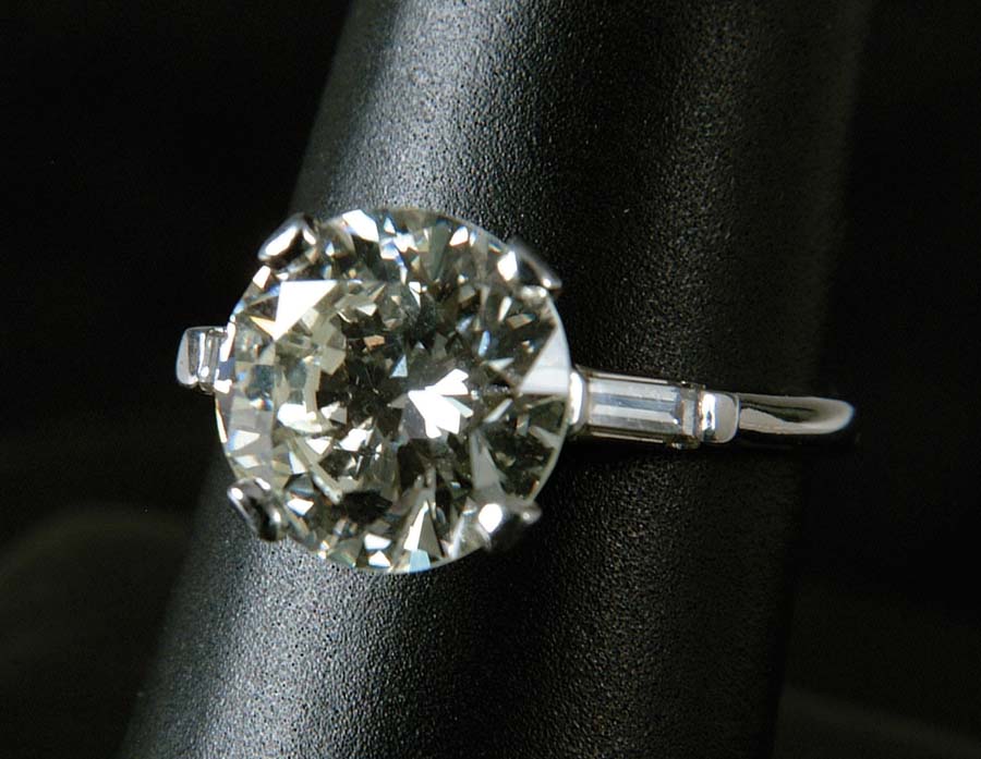 Appraisal: CT DIAMOND SOLITAIRE RING Outstanding diamond ring has platinum setting