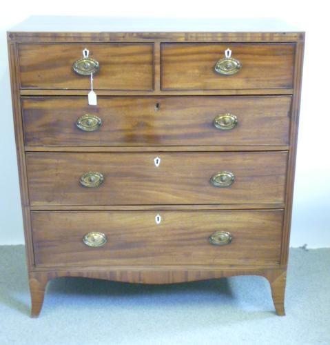 Appraisal: A GEORGE III MAHOGANY CHEST late th century the caddy