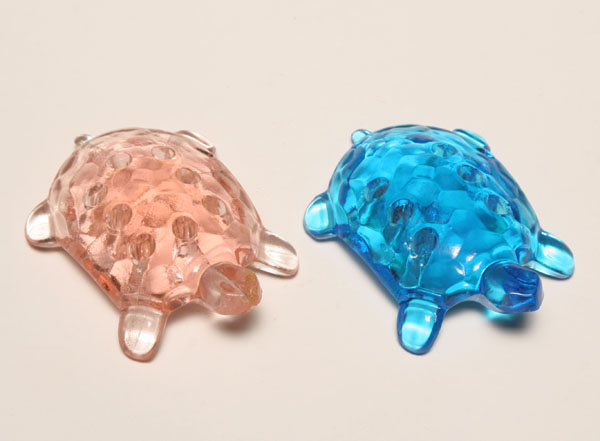 Appraisal: Blue Northwood and pink Fenton flower blocks frogs pieces Damage