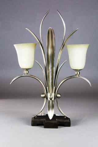 Appraisal: Art Deco Style Tulip LampMolded in the shape of a