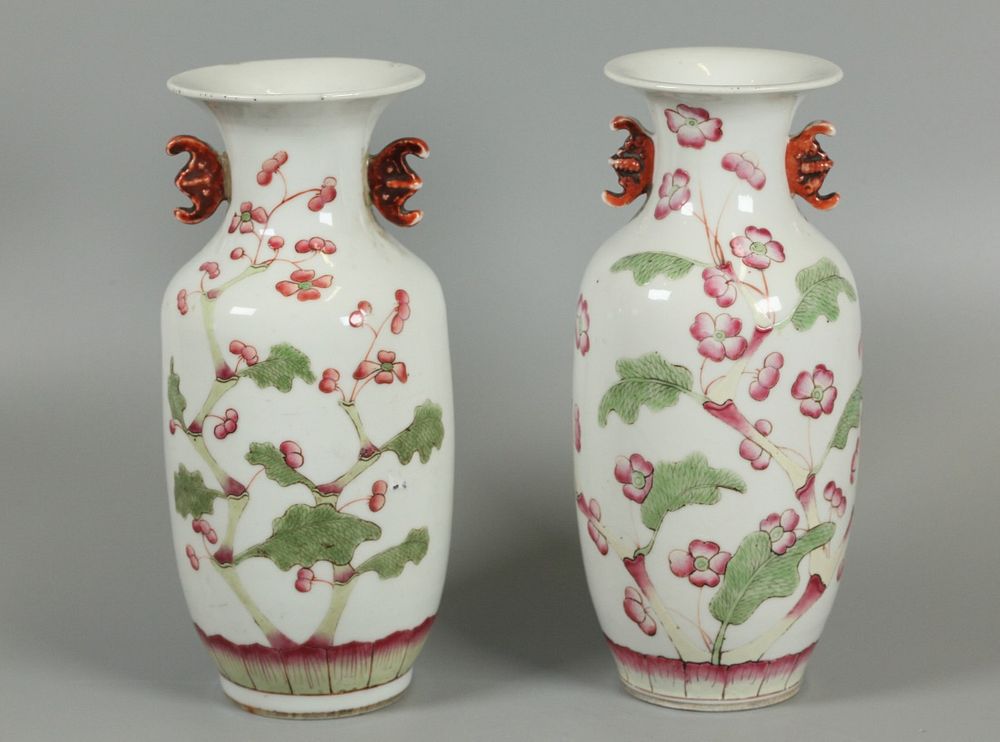 Appraisal: pair of Chinese porcelain vases possibly th c decorated with