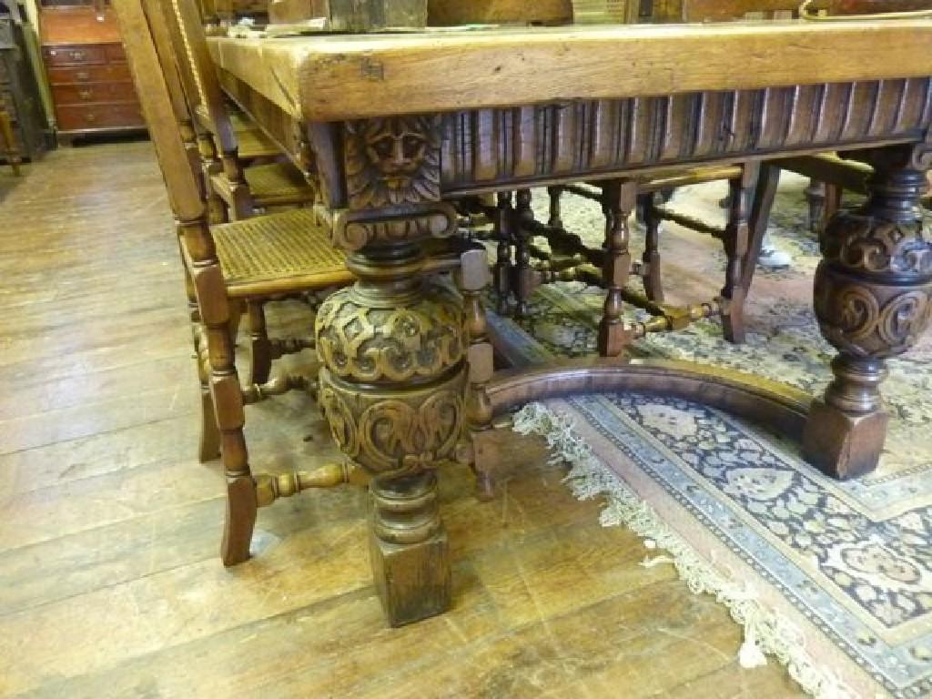 Appraisal: A good quality Old English style oak refectory table the