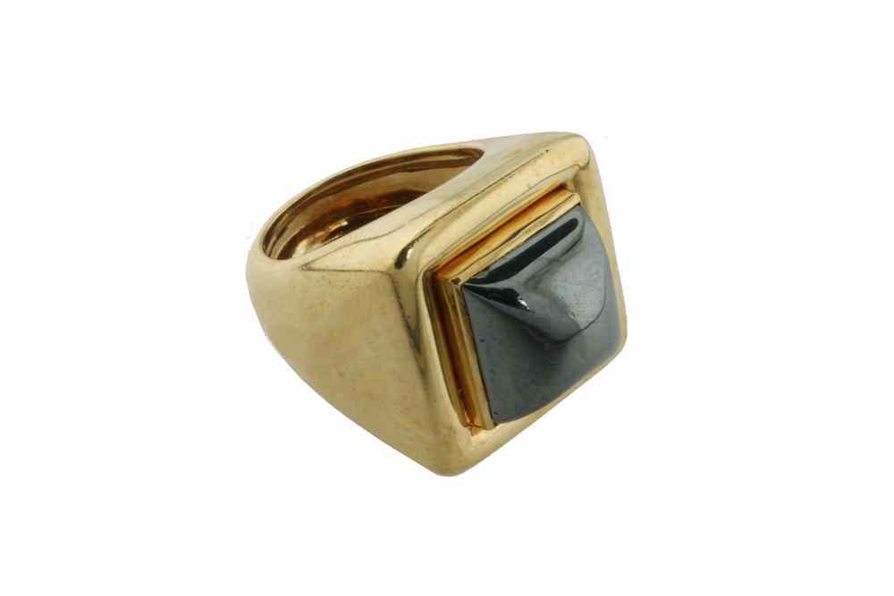 Appraisal: LADY'S RING - K yellow gold set with one square