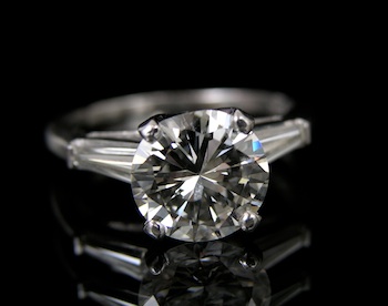 Appraisal: An Estate Diamond Engagement Ring Platinum engagement ring The ring