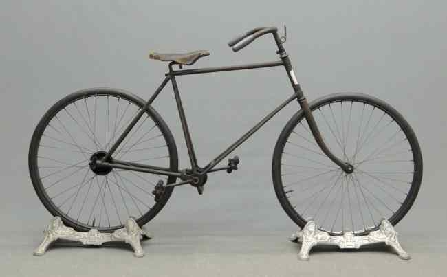 Appraisal: C League first commercial chainless rideable very rare replaced headbadge