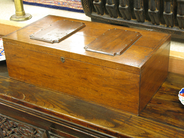 Appraisal: LIFT-TOP WALNUT TEA BOX American th century of rectangular form