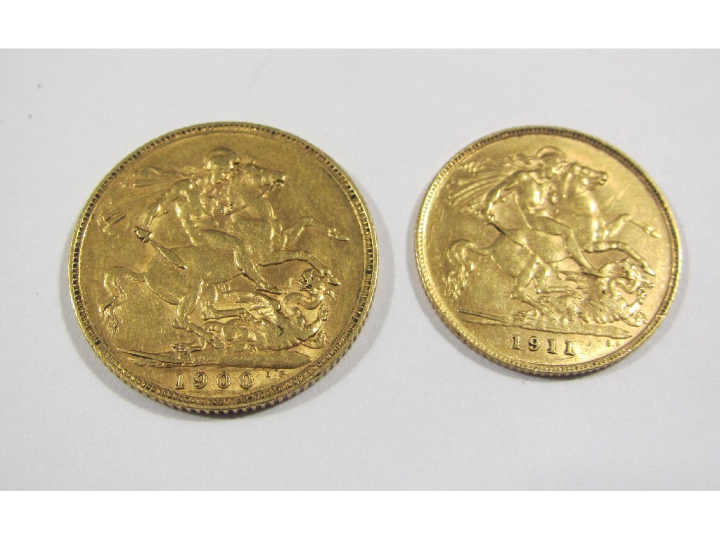 Appraisal: Lot comprising Old Queen Victoria head sovereign dated and a