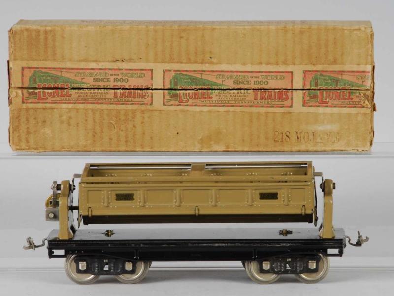 Appraisal: Lionel Standard Gauge No Mohave Dump Car Description American Some