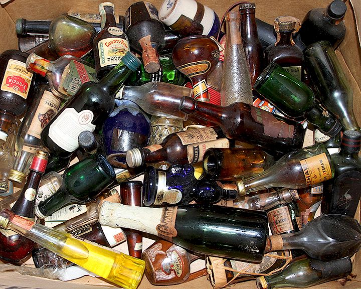 Appraisal: Miniature Whiskey bottles Exclusive on Bidsquare Large lot of various