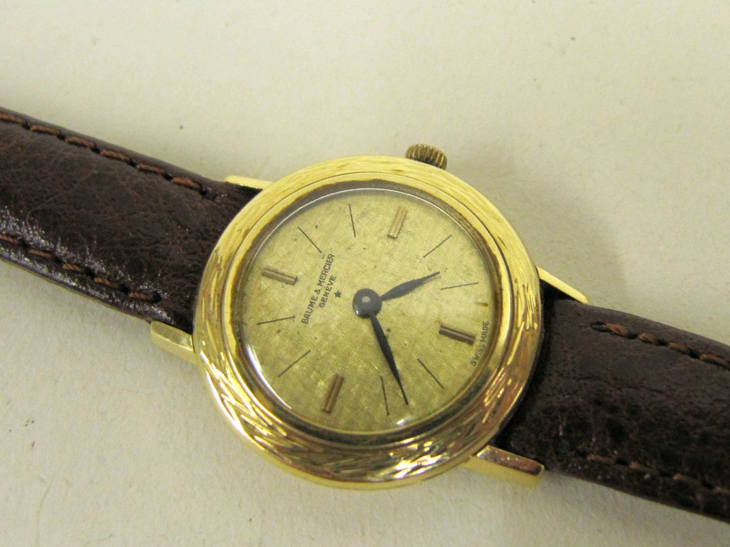 Appraisal: Ladies ct gold Baume Mercier wrist watch with circular gold