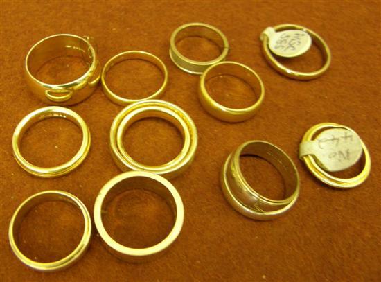 Appraisal: Twelve hallmarked gold wedding bands