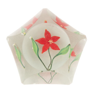 Appraisal: A Paul Stankard Miniature Red Flower Faceted Paperweight with PS