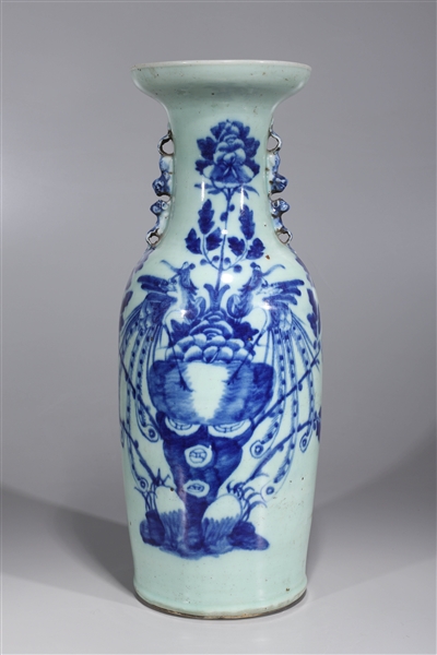 Appraisal: Tall antique Chinese blue and white porcelain vase with seal