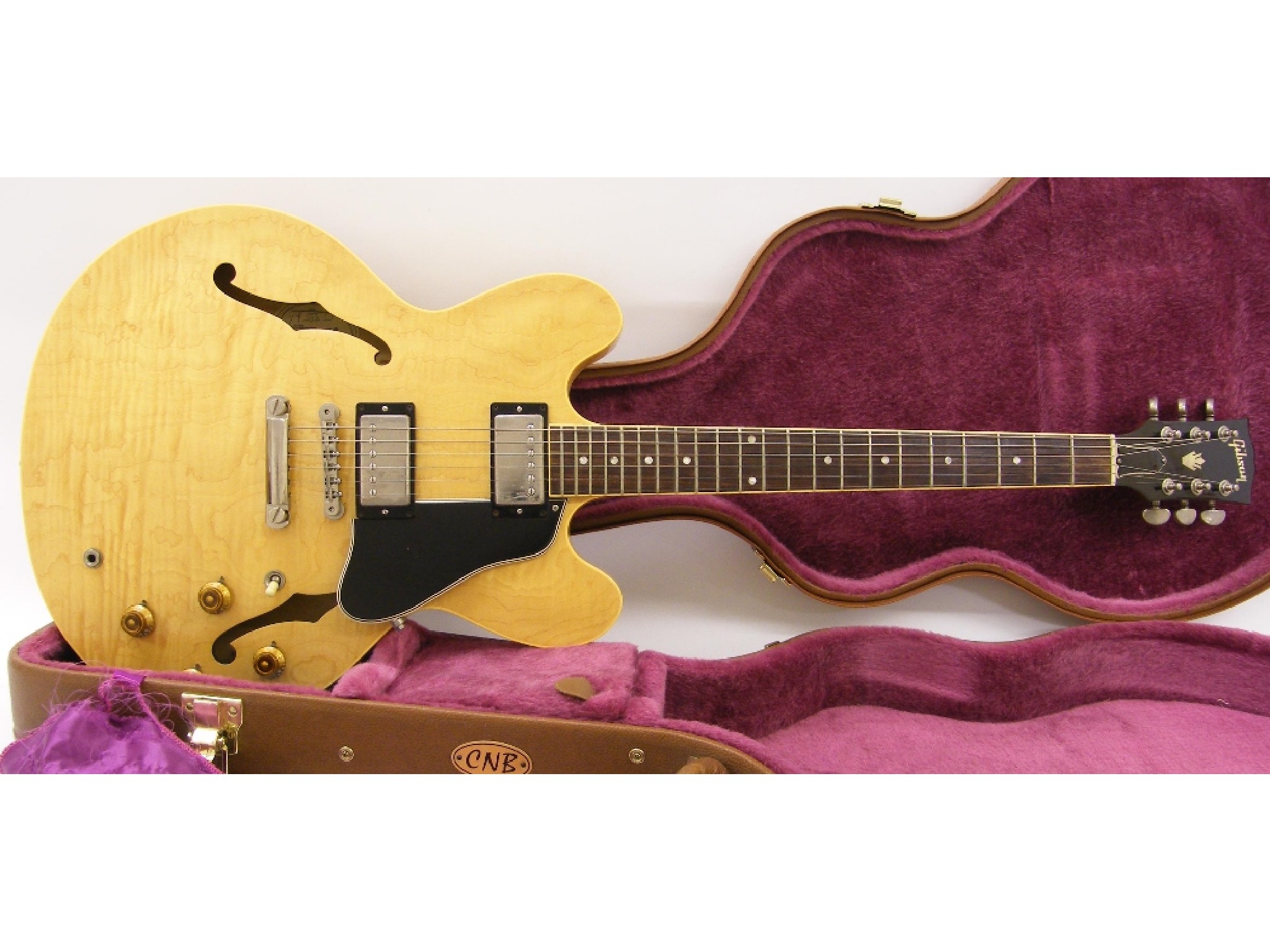 Appraisal: Gibson ES Dot natural hollow body electric guitar made in