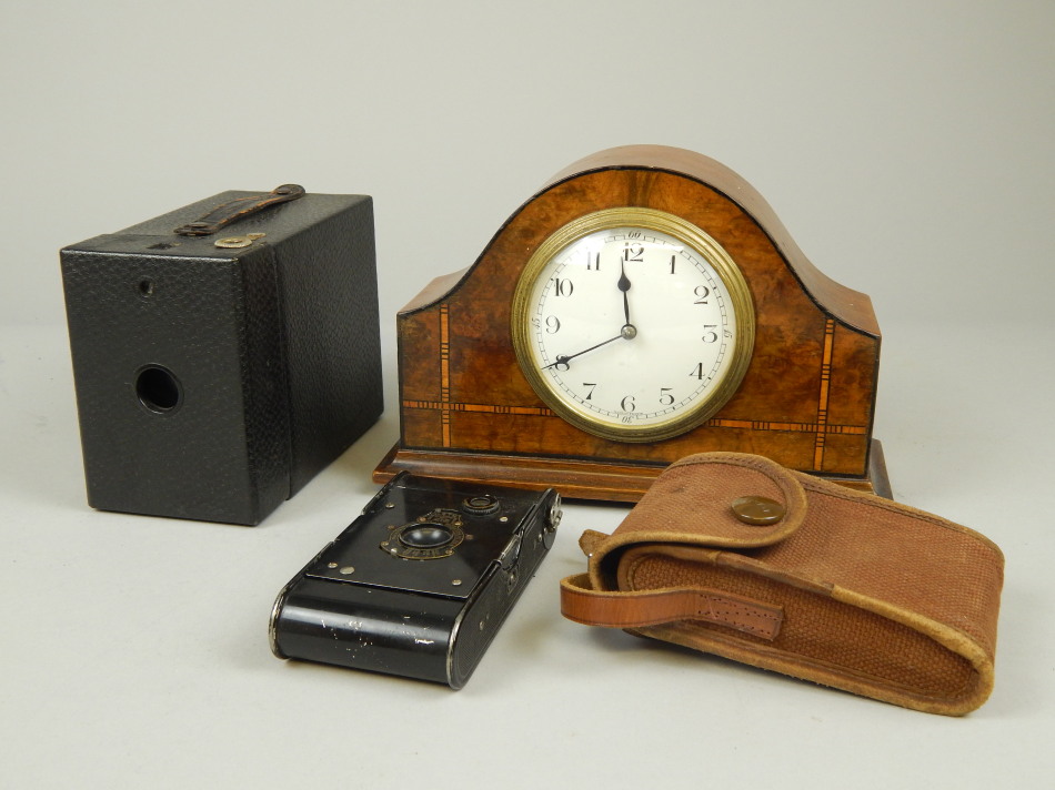 Appraisal: Various collectables to include a Kodak vest pocket camera a