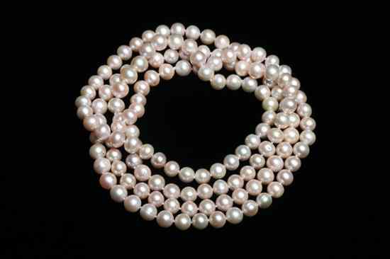 Appraisal: MATCHED CULTURED PEARL NECKLACE pearls of - mm - L