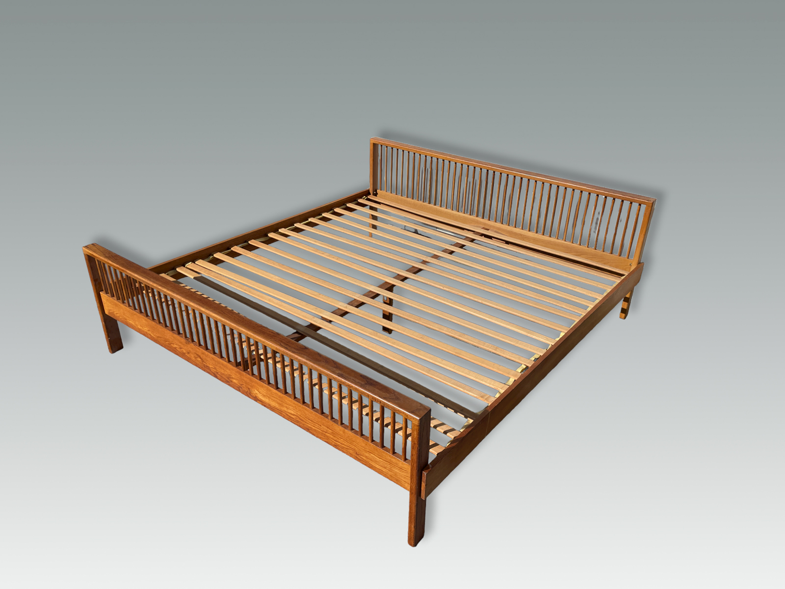 Appraisal: KING SIZE CHARLES WEBB BED Mid-century modern style King size