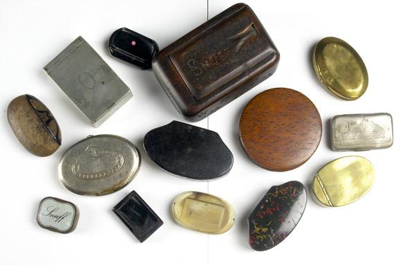 Appraisal: SNUFF BOX GROUPING Fifteen pieces include silver plate brass horn