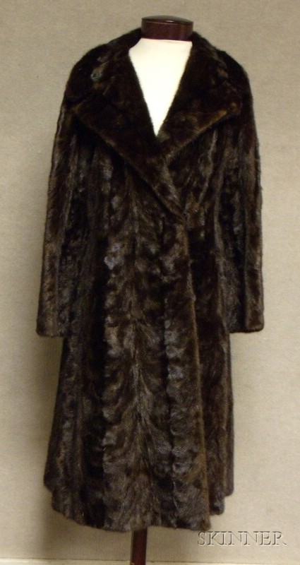 Appraisal: Vintage Mid-Length Mink Coat retailed by Bonwit Teller Bust waist