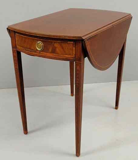 Appraisal: Baltimore Hepplewhite style mahogany Pembroke table with bellflower inlay and