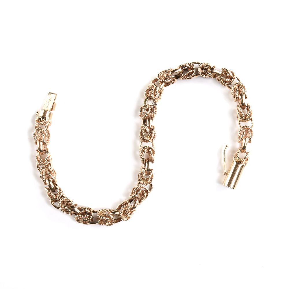 Appraisal: A MODERN K YELLOW GOLD LINK BRACELET STAMPED LATE TH