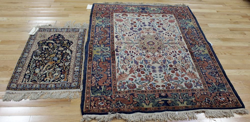 Appraisal: Antique Vintage Finely Hand Woven Area Rug Both tree of