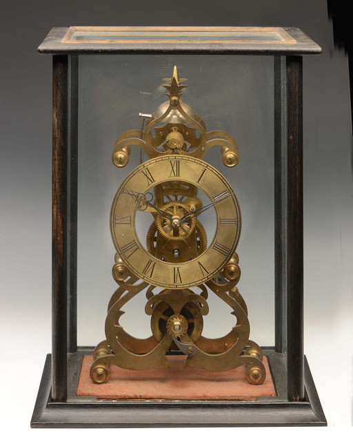 Appraisal: A VICTORIAN STYLE BRASS SKELETON CLOCK with Roman chapter ring