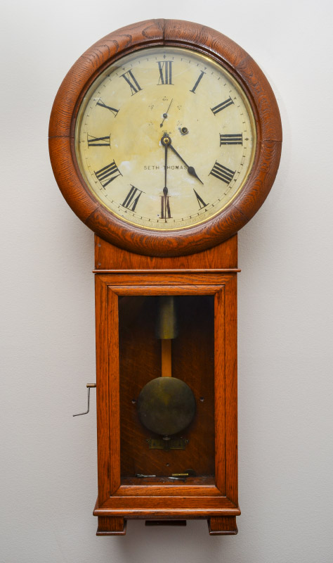 Appraisal: SETH THOMAS OAK CASE NO REGULATOR CLOCK Oak case wall