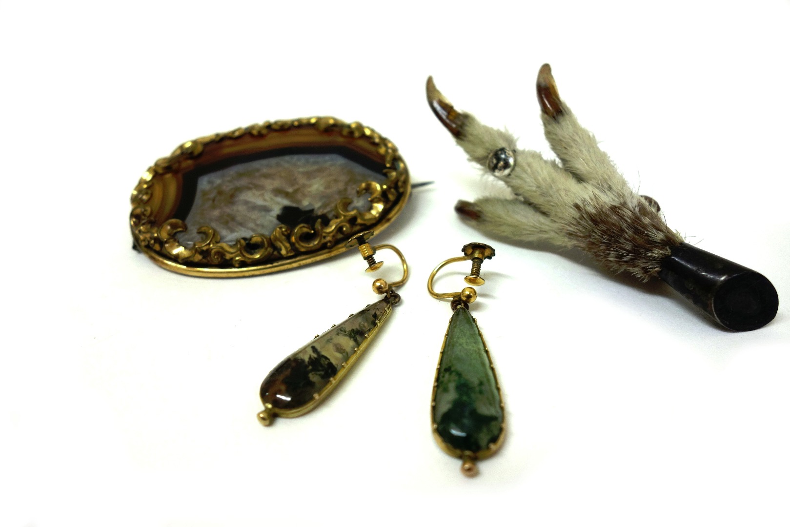 Appraisal: A pair of gold and moss agate pendant earrings a