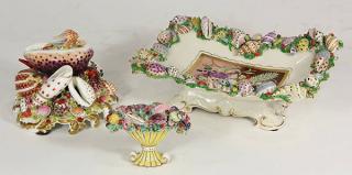 Appraisal: lot of English porcelain shell-encrusted table articles circa consisting of