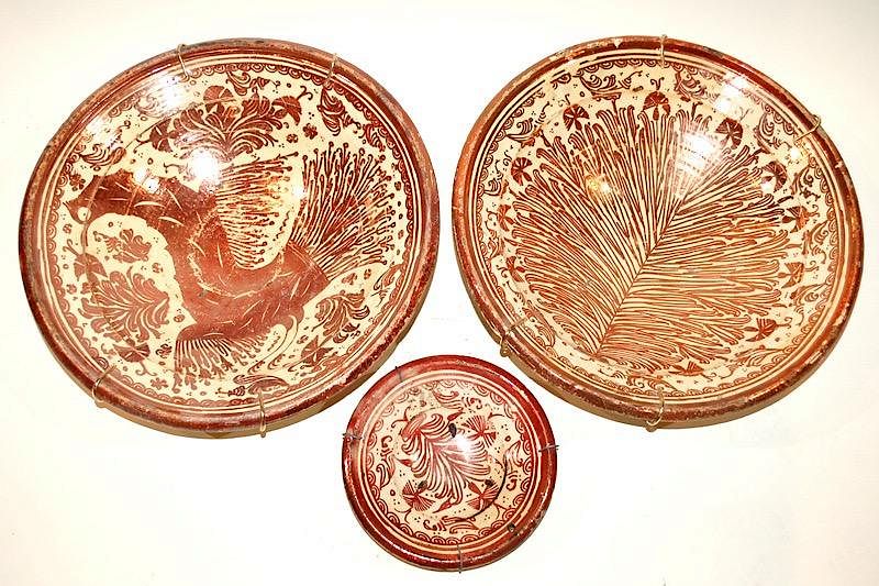 Appraisal: A Pair of Hispano-Moresque Lustre Bowls Eagle and Frond Design