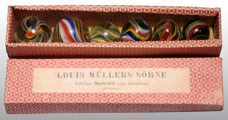 Appraisal: Lot of Graduated Swirl Marbles in Box Description German Box