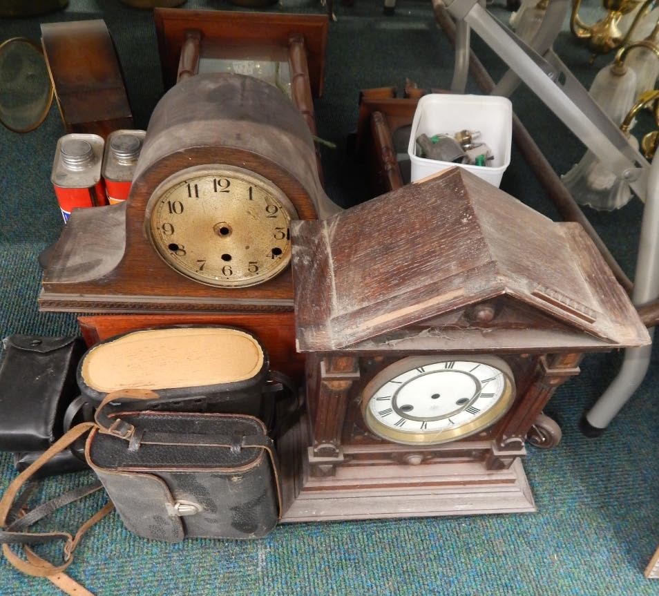 Appraisal: Various clocks part clocks clock making pieces etc to include