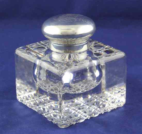 Appraisal: A late Victorian silver mounted plain glass inkwell of square