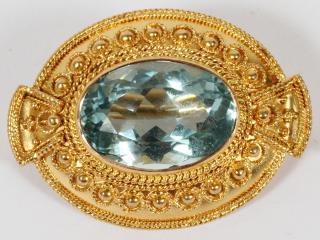 Appraisal: CT AQUAMARINE OVAL STONE KT GOLD BROOCH CT AQUAMARINE OVAL