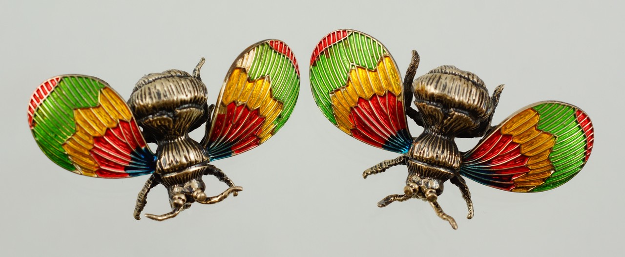 Appraisal: Pr Beau sterling silver enameled bee pins w