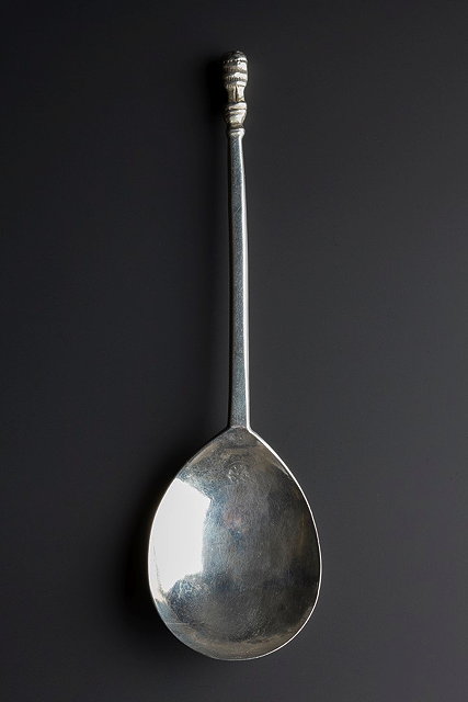 Appraisal: A SILVER LION SEJANT SPOON c by Edward Anthony cm