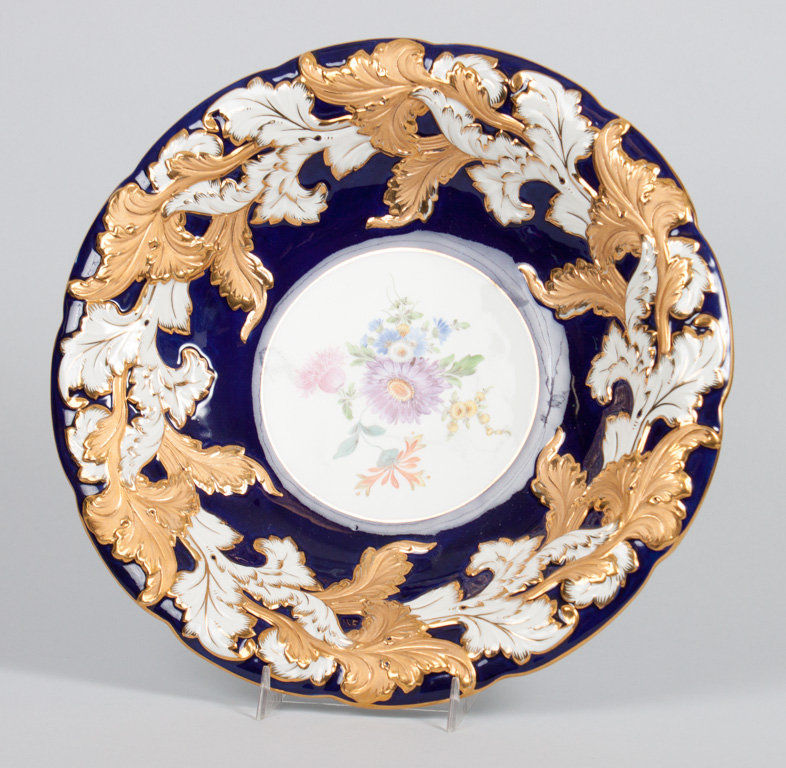 Appraisal: Meissen porcelain bowl th century cobalt ground with gilt relief