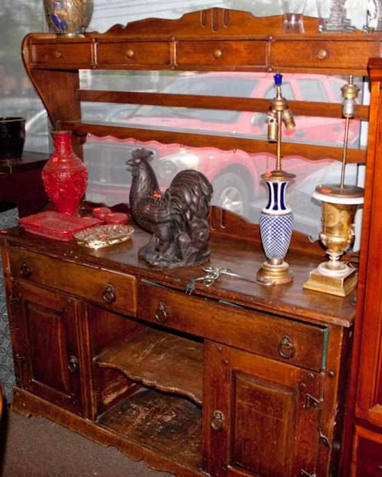 Appraisal: Victorian walnut Welsh dresser Estimate - No condition report supplied