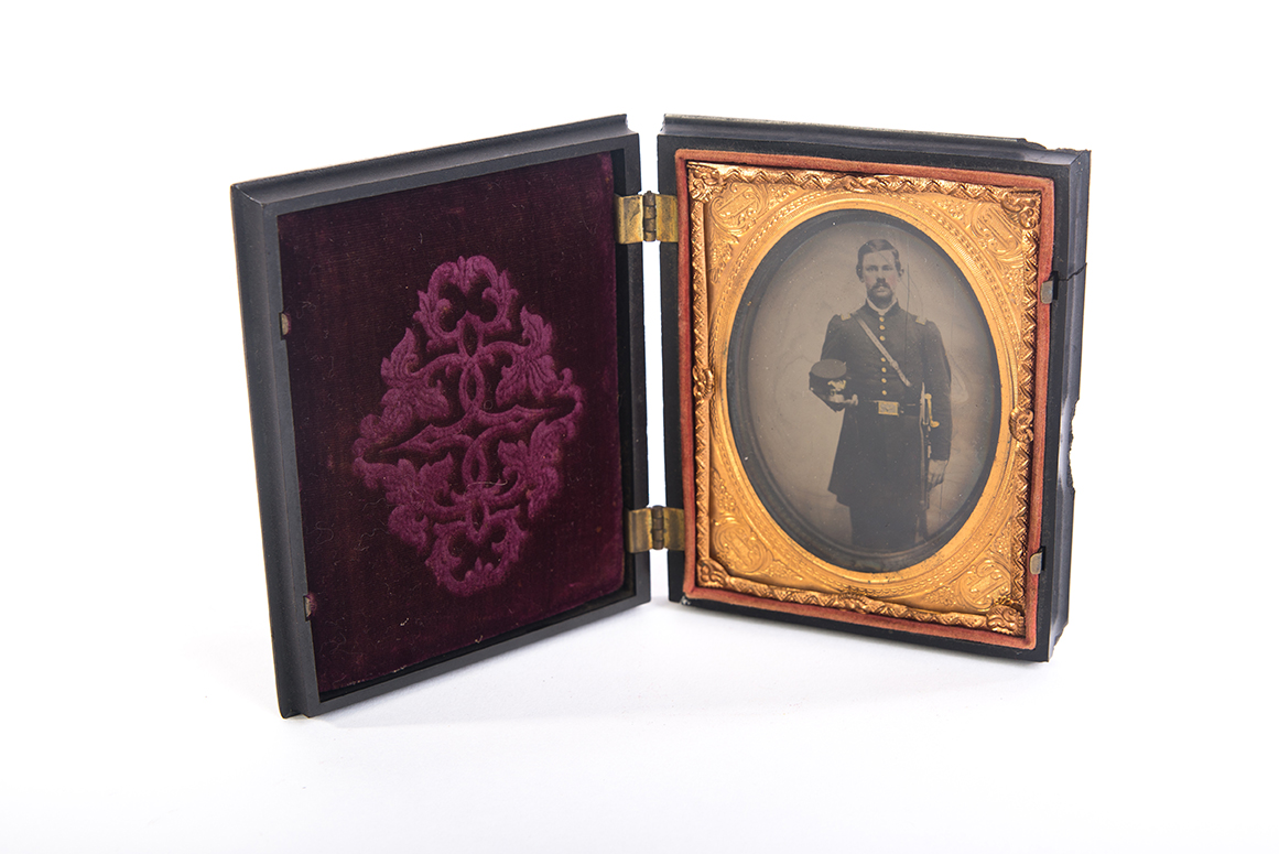 Appraisal: QUARTER-PLATE CIVIL WAR TINTYPE IN A THERMOPLASTIC CASE American rd